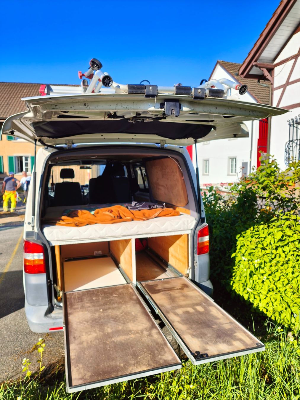 VW Camping Fahrzeuge: VW T5 4Motion - Langer Radstand – Gebraucht aus Dachsen von Du20 2