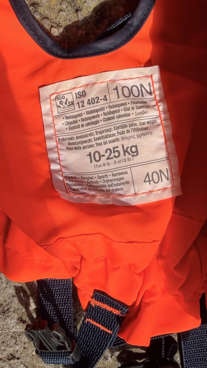Helly Hansen Giubbotti di salvataggio: Helly Hansen Schwimmweste 10 - 25 kg – Usato da Radelfingen venduto da roger302 1