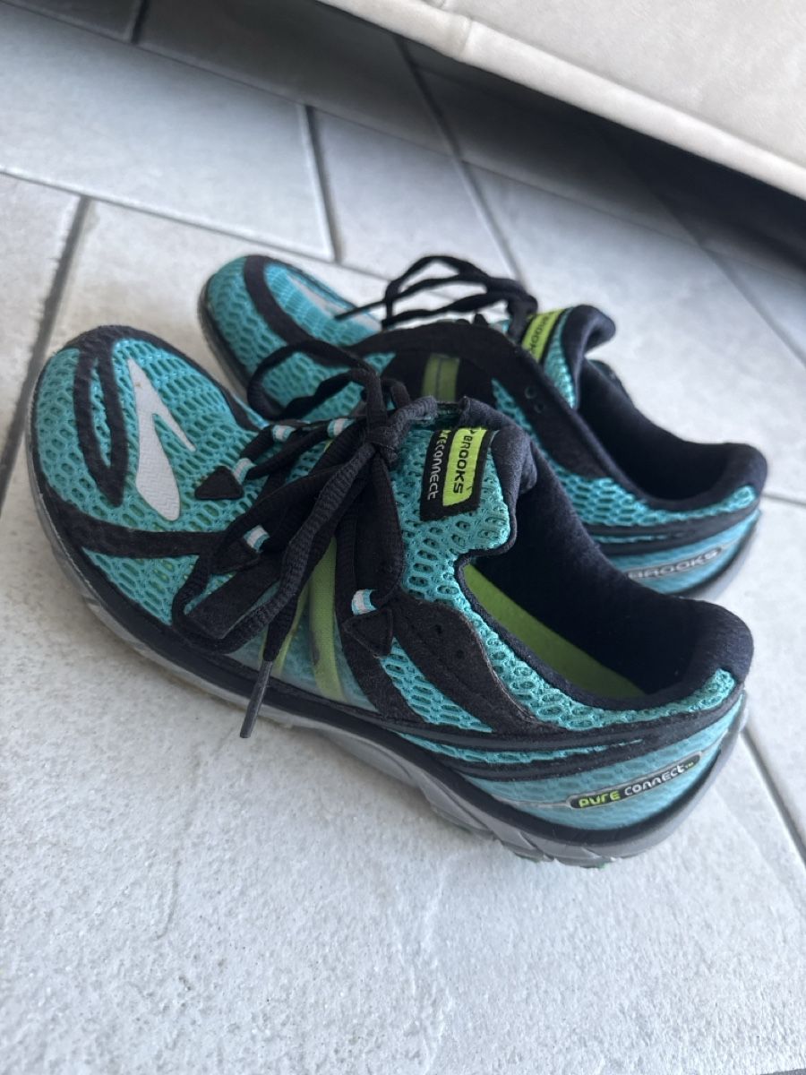 Scarpe da donna: Schuhe Gr.39 (25cm) – Usato da Waltenschwil venduto da lina-04 2