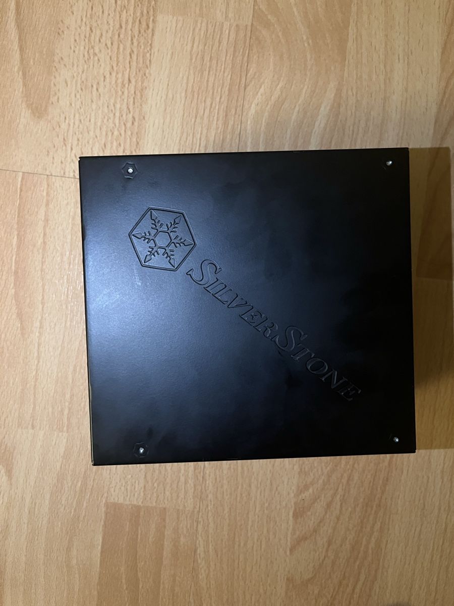 Composants électroniques: SilverStone Strider Plus 850W - Vollmodular - 80 Plus Silver – D'occasion à Zürich par rtinise 4
