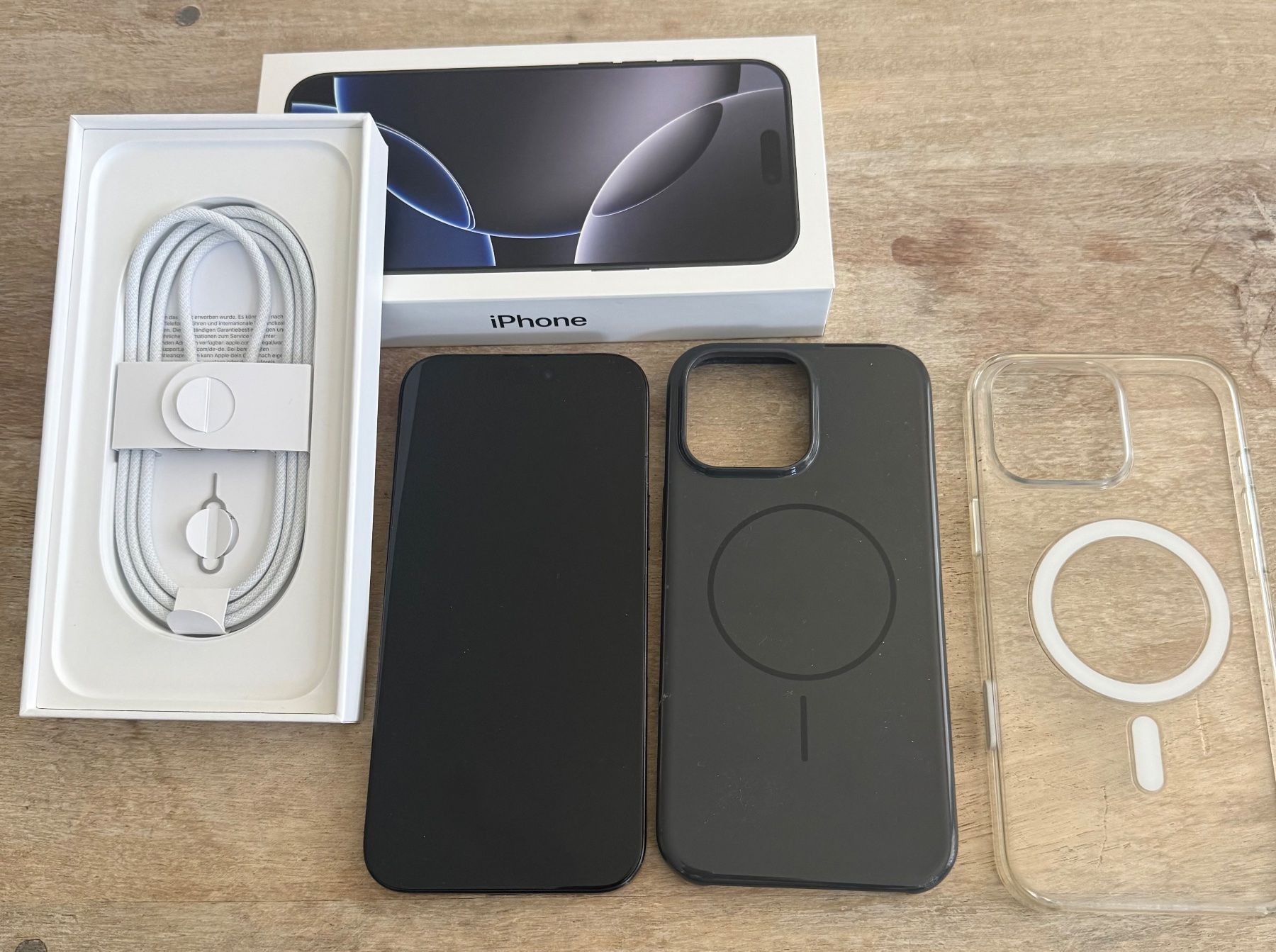 Apple Telefoni cellulari / Smartphones: iPhone 16 Pro Max 256gb – Usato da Le Mont sur Lausanne venduto da apb_2bgv 3