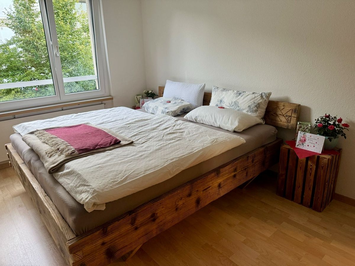 Letti: Schwebebett aus Kiefernholz – Usato da Oberrohrdorf venduto da dia_9h7r 5