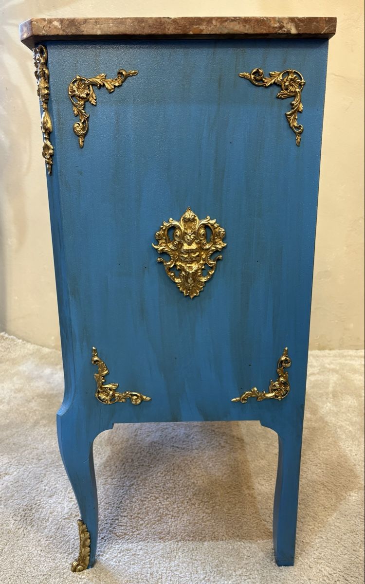 Cassettiere: Extravagante Kommode im Louis-XV-Stil – Usato da Wädenswil venduto da Vollwertig 4
