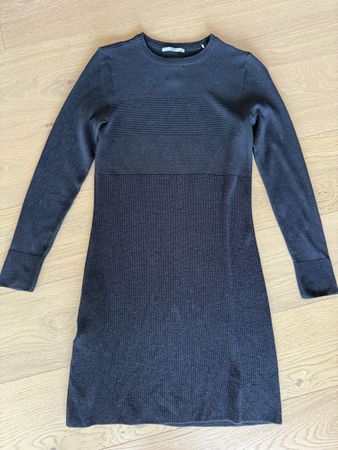 Edc Esprit schwarzes Strickkleid Gr. S