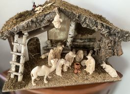 XL Weihnachtskrippe aus Holz, Figuren und Beleuchtung TOP