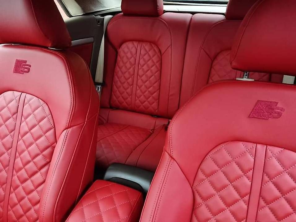 Tutti pezzi di ricambio auto: Autositzbezuge aus echtem Leder, Lenkrade – Usato da Dulliken venduto da Undercover 1