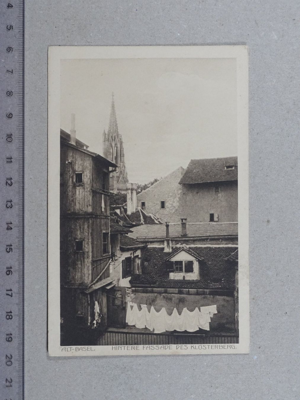 Cartes postales: Alt - Basel, Hintere Fassade Klosterberg – D'occasion à Lenzburg par fh1