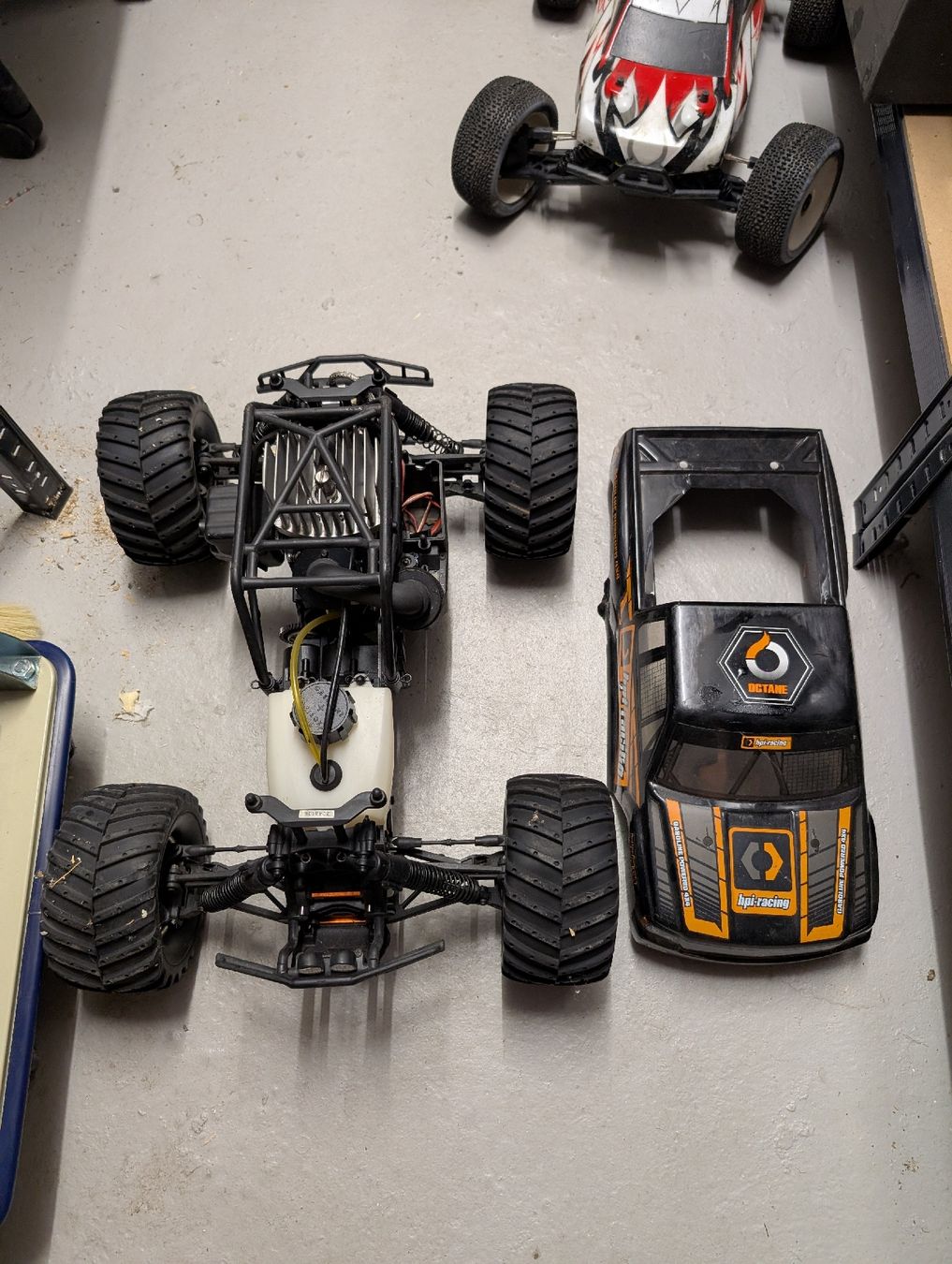 HPI Modellismo RC: RC Auto HPI Racing Octane Nitro 4WD buggy gebraucht – Usato da Bettlach venduto da Fderation 1