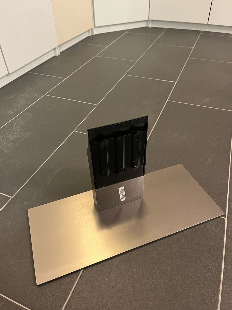 Samsung Supporti a parete: TV Ständer / Fuss – Usato da Untersiggenthal venduto da cel_qtr2 1