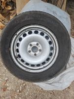 4x Winterreifen 215/65 R16 auf Stahlfelgen