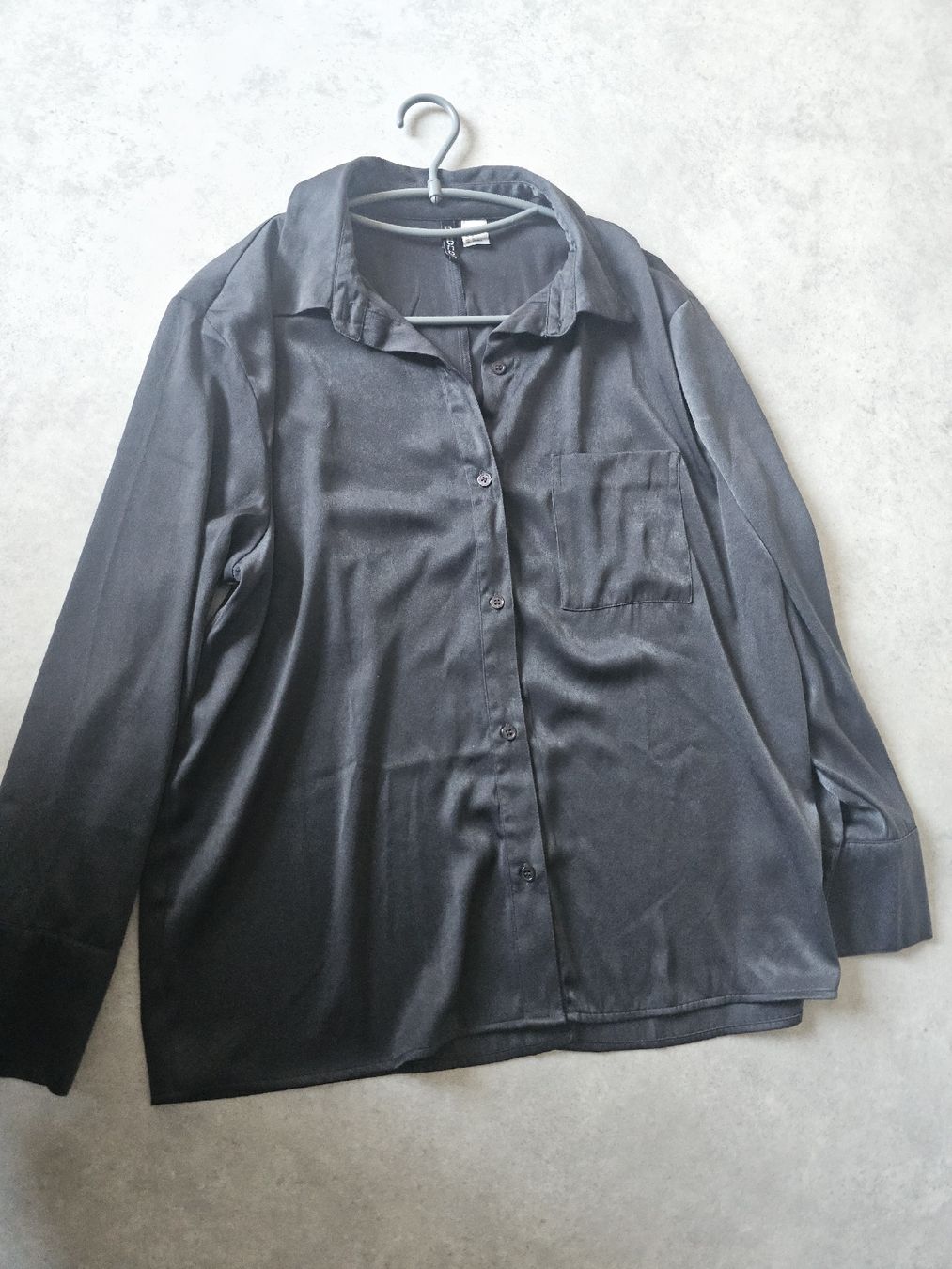 H&M Camicette: Chemisier H&M noir satiné, taille M – Nuovo (secondo la descrizione) da Sornetan venduto da T.a333 2