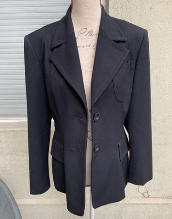 Superbe blaser noir TARA JARMON 45%laine t.38