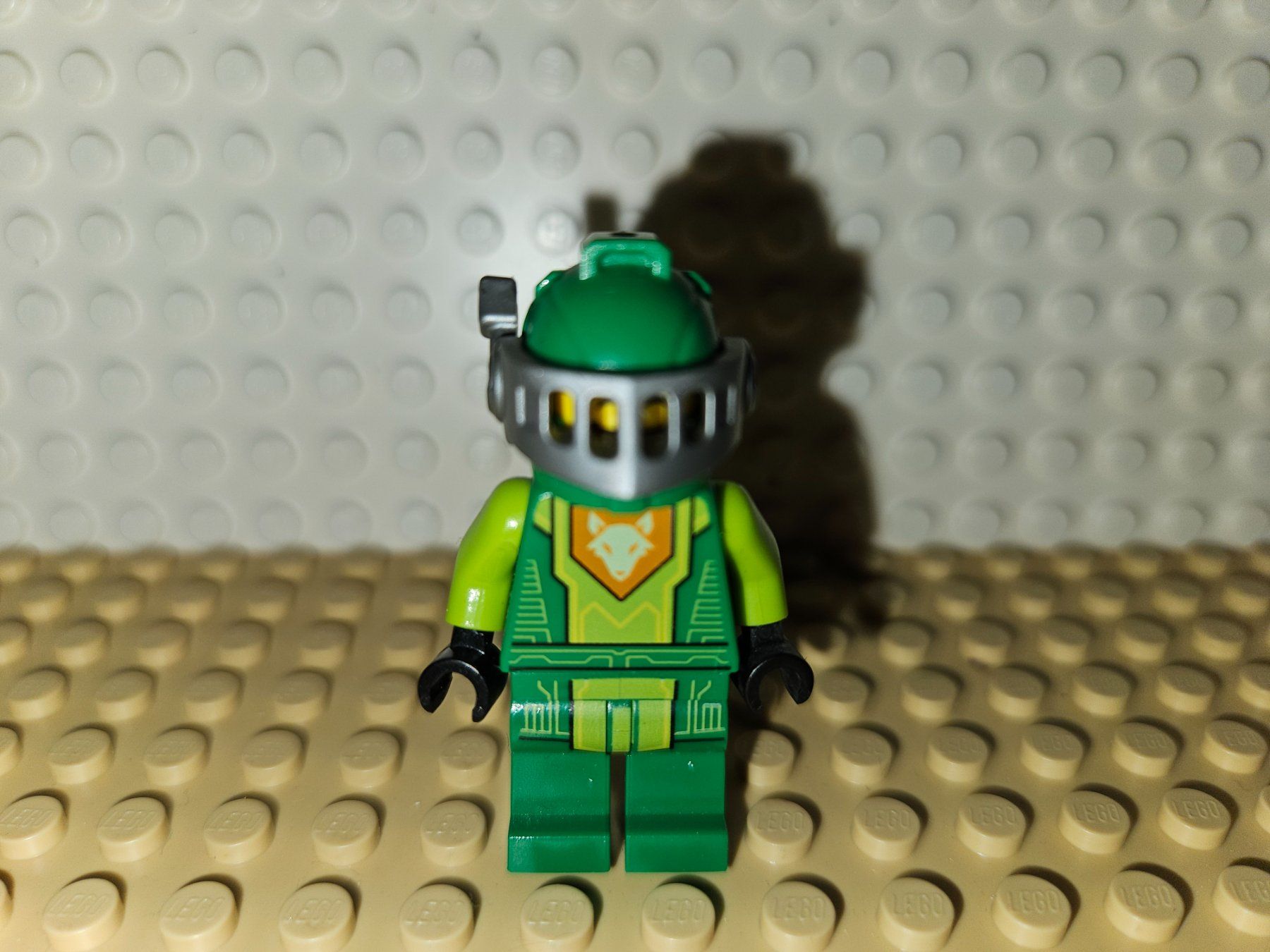 Lego Spielzeuge: Lego NEXO KNIGHTS Aaron Fox – Gebraucht aus Kirchenthurnen von Scratchy02 1