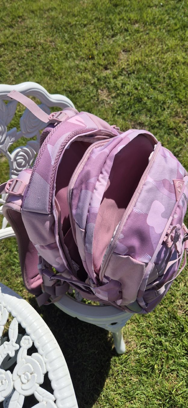 Satch Borse & Zaini: Satch Schulrucksack Camouflage rosa/viollett – Usato da Oberwil-Lieli venduto da cla_j25n 5