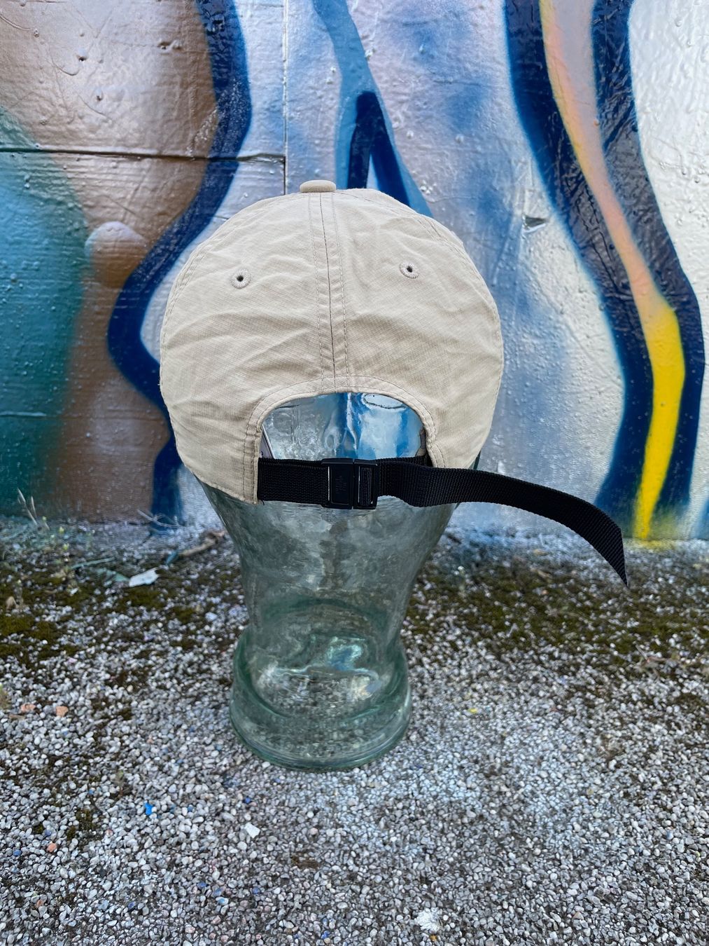 North Face Copricapi, berretti & cappellini: Vintage Y2K North Face 6-Panel Ripstop Cap – Usato da Zürich venduto da le_souk 2