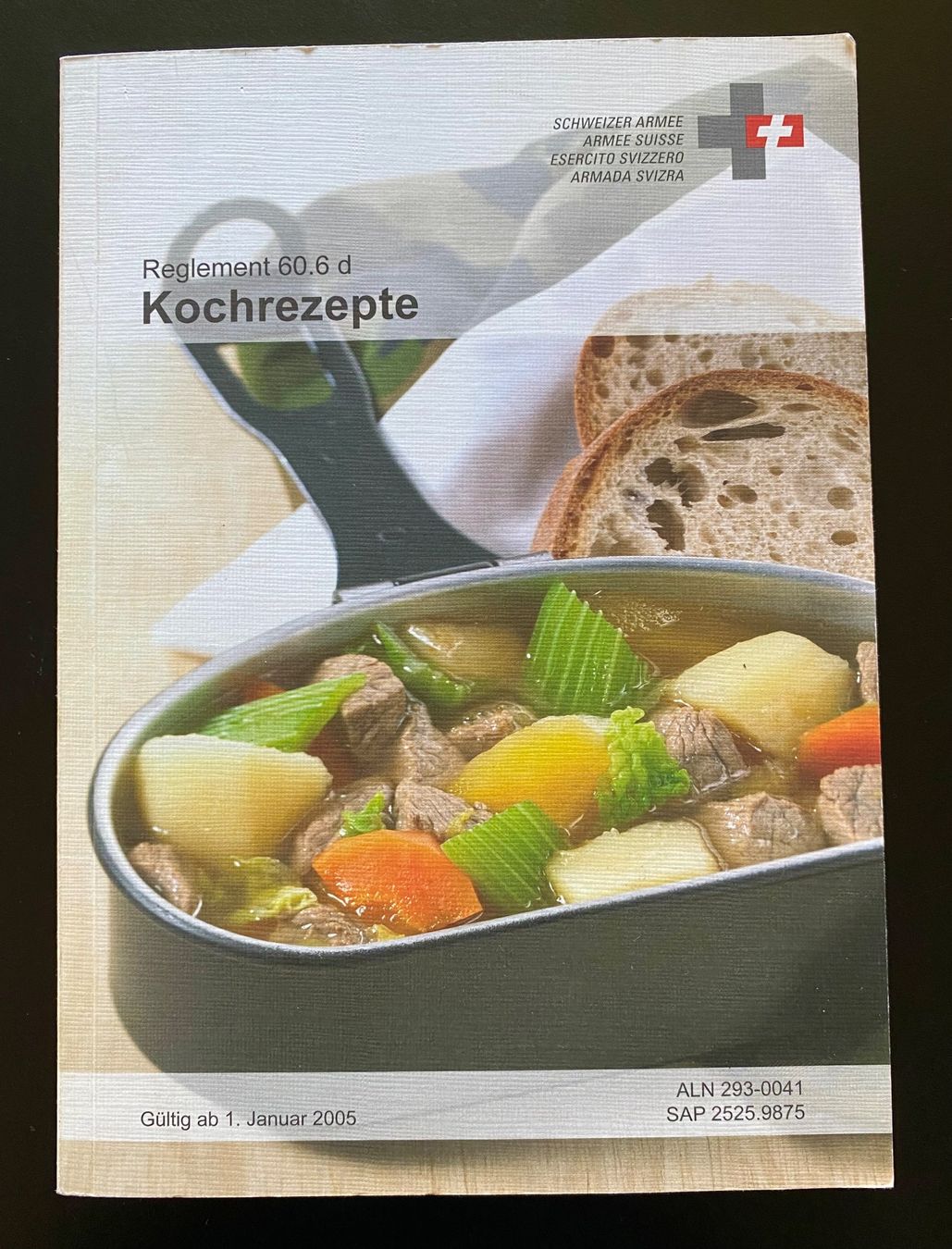 Libri: Schweizer Armee Kochrezepte / Reglement 60.6 d – Usato da Nussbaumen AG venduto da schuba2000