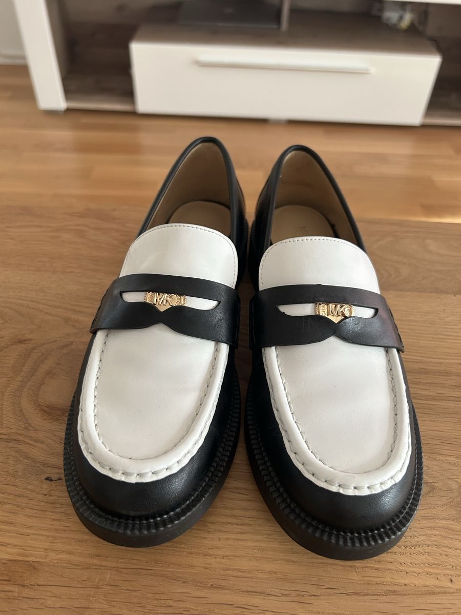 Michael Kors Scarpe da donna: Michael Kors Damen Loafer Schuhe – Usato da Zollikofen venduto da alw_shop 1