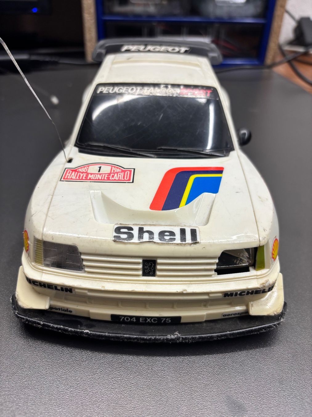 Voiture teleguidée Nikko vintage Peugeot 205 turbo 16 testé