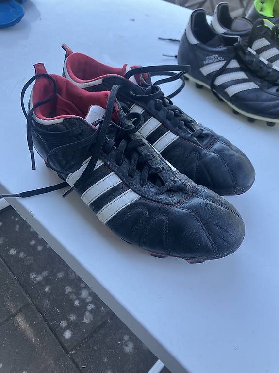 Herrenschuhe: fussball schuhe - grosse 40 – Gebraucht aus Pratteln von Flopi6 1