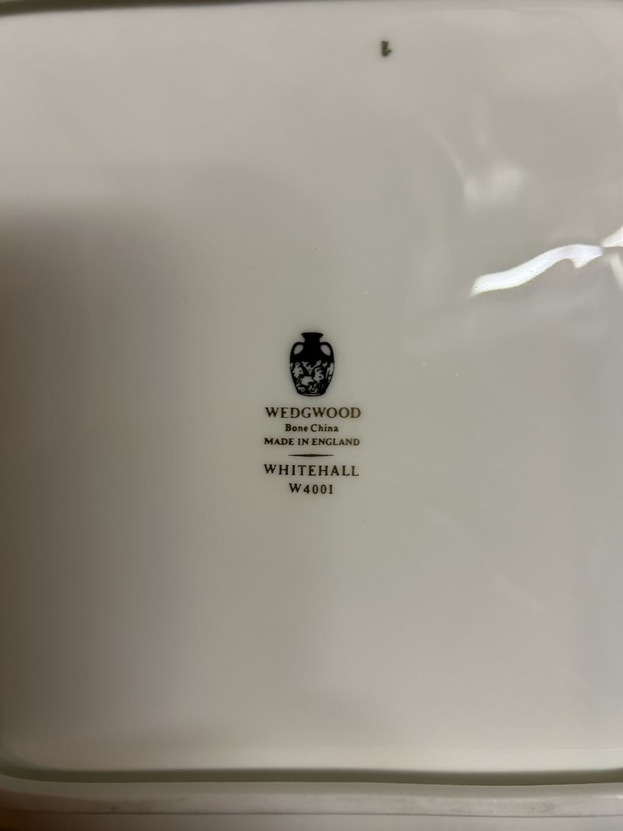 Wedgwood Piatti: Wedgwood Teller – Usato da Basel venduto da and_pky9 2