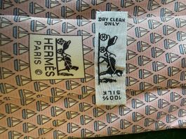 Magnifique Cravate HERMES