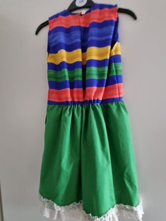 Kleid für Mädchen