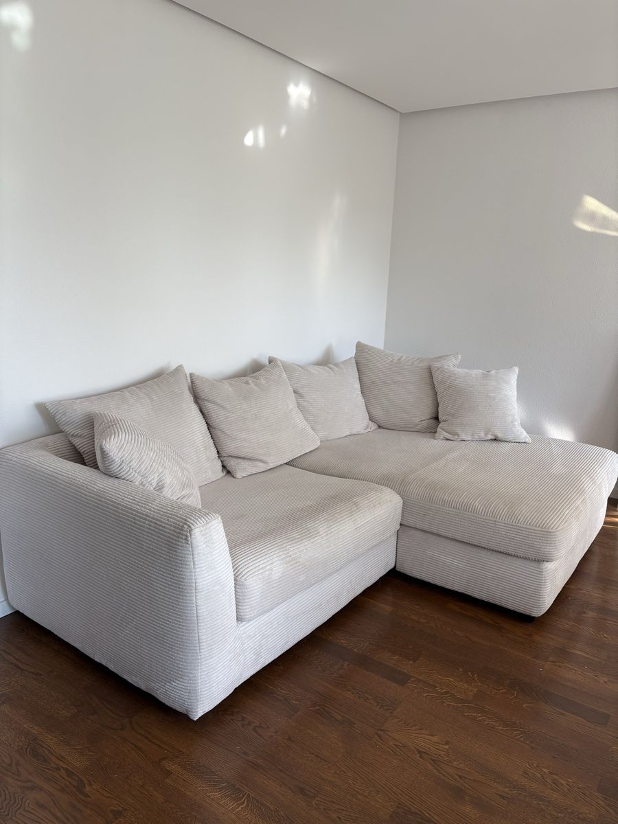 Sofas: Traumhaftes Eck-Cord-Sofa Hell – Gebraucht aus Schliern b. Köniz von jenniferleanda 1