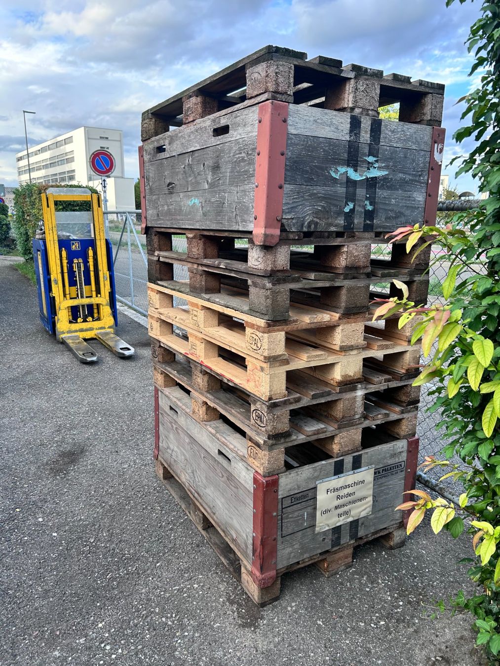 Pallets: Paletten + Rahmen – Usato da Münchenstein venduto da fransch 4