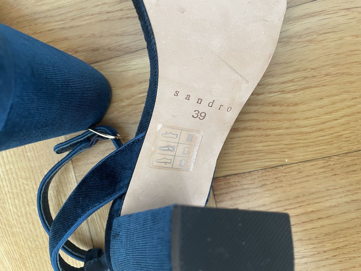 Sandro Scarpe da donna: Sandales Sandro bleues en velours, taille 39 – Usato da Lausanne venduto da generation 3