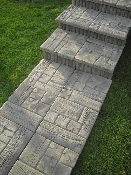 Rivestimenti per pavimenti: Gartenplatte (V1) mit Holzimitation – Nuovo (secondo la descrizione) da Herbetswil venduto da AHA-Garten 5