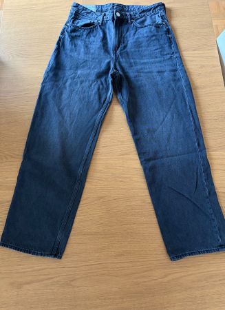 Jean Loose ample noir H&M taille 31/32