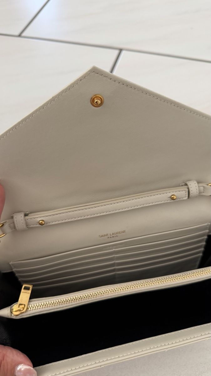 Saint Laurent Sacs femmes: Saint Laurent Umhängetasche – Neuf (Voir description) à Würenlos par engeli028 4