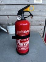 Extincteur Ogniachron rouge, sécurité parfaite pour l'été