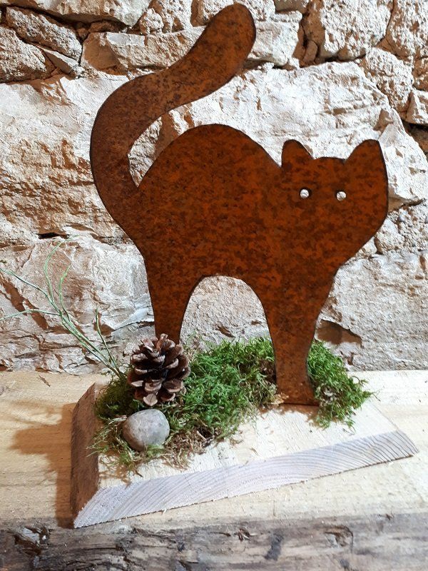 Statuette: Katze mit Buckel aus Rostblech – Nuovo (secondo la descrizione) da Lohn SH venduto da Zwierbel