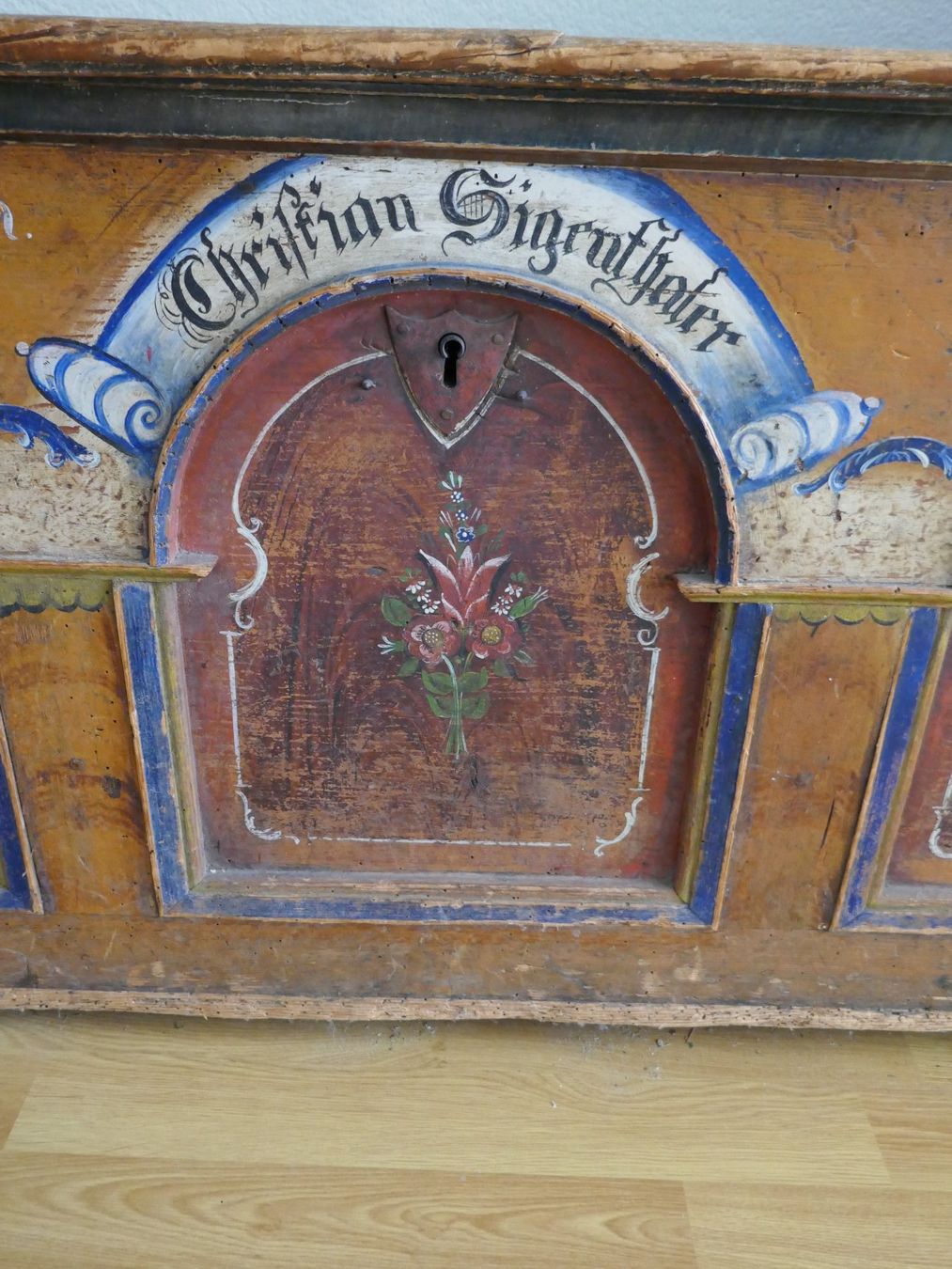 Cassapanche: Antike Truhe – Usato da Hirschthal venduto da JOKIMO 1