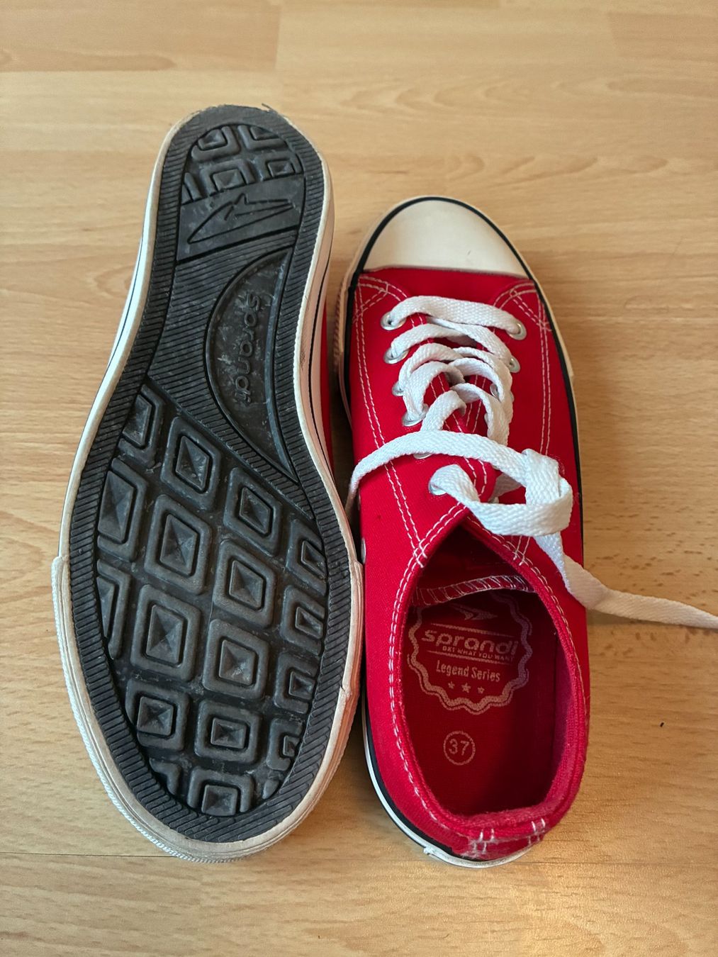 Damenschuhe: Sneakers Gr.37 – Gebraucht aus Cormagens von grizli13 3