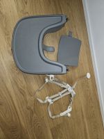 Stokke Tripp Lehne, Tablet/ Tisch, Sicherheitsbügel und Gurt