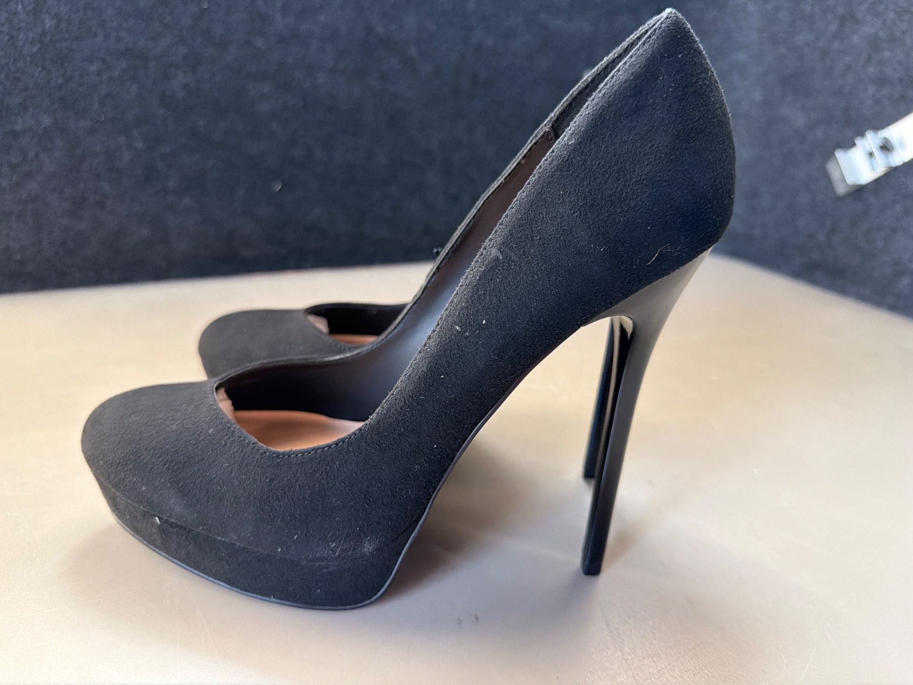 Chaussures femmes: Stiletos – D'occasion à Brügg BE par TSP02 1