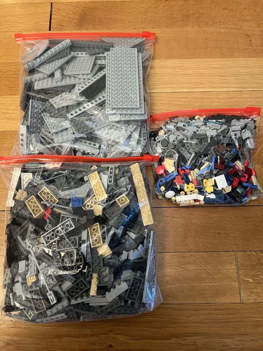Lego Jeux de construction: Lego Star Wars 7965 Millenium Falcon – D'occasion à Uitikon Waldegg par le_on88 1