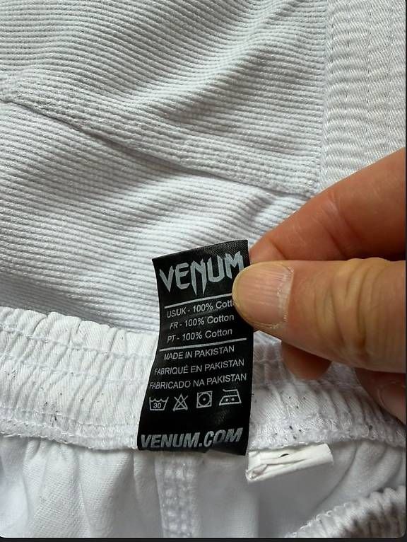 Arte internazionale: Venum BJJ Gi / Kimono – Usato da Zürich venduto da jjschei 2