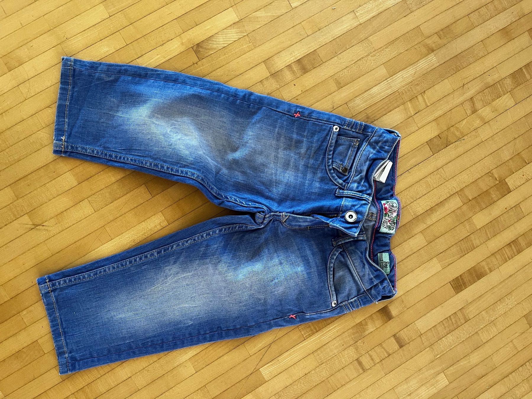 Vingino Pantaloni: Shorts Jeans Vingino 9 Jahre – Usato da Horgen venduto da Hoppelhase11