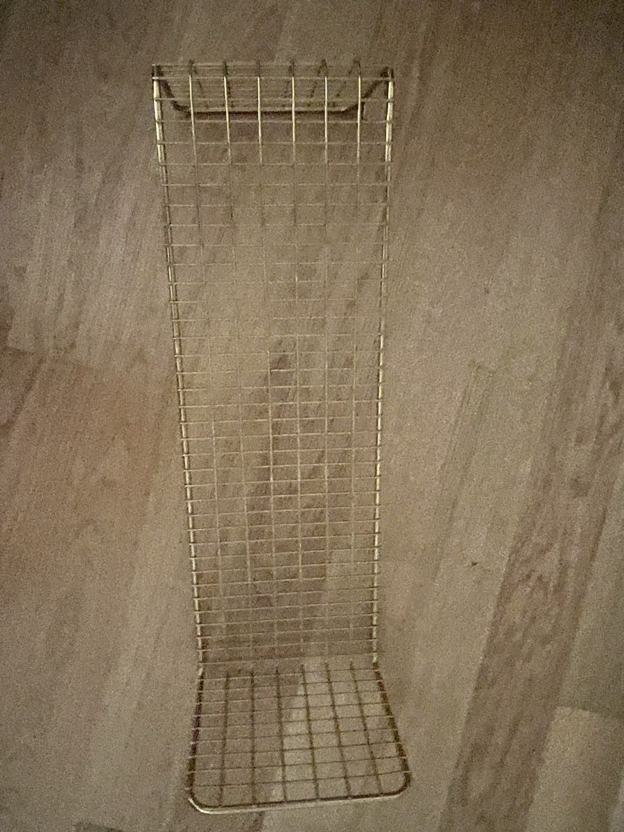 Regale: Étagère murale métallique doré – Gebraucht aus Schaffhausen von lau_vjb6 3