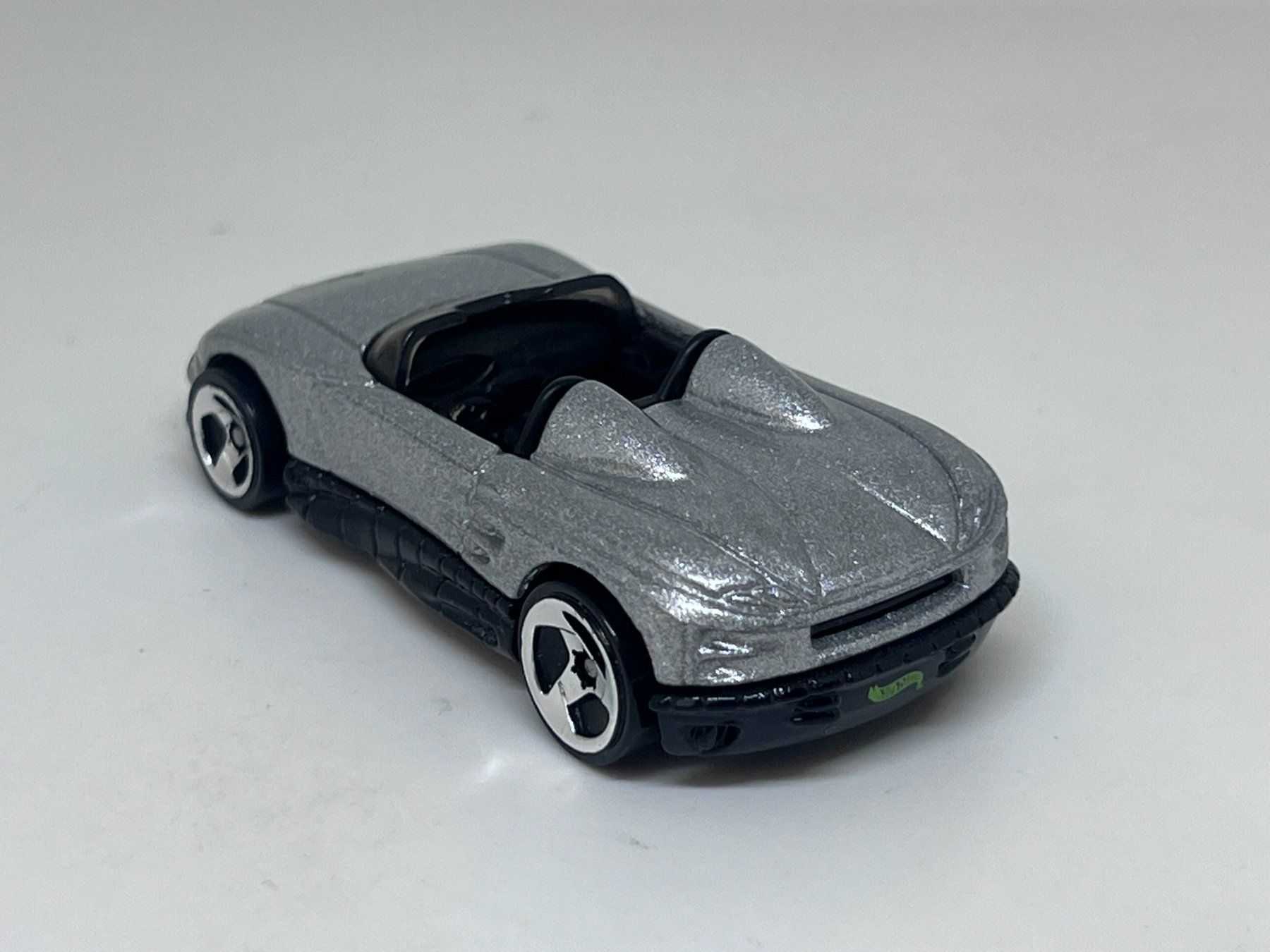 Hot Wheels Modellini d'auto: Hot Wheels MX48 Turbo #135 – Usato da Wildegg venduto da LaaBoutique 2