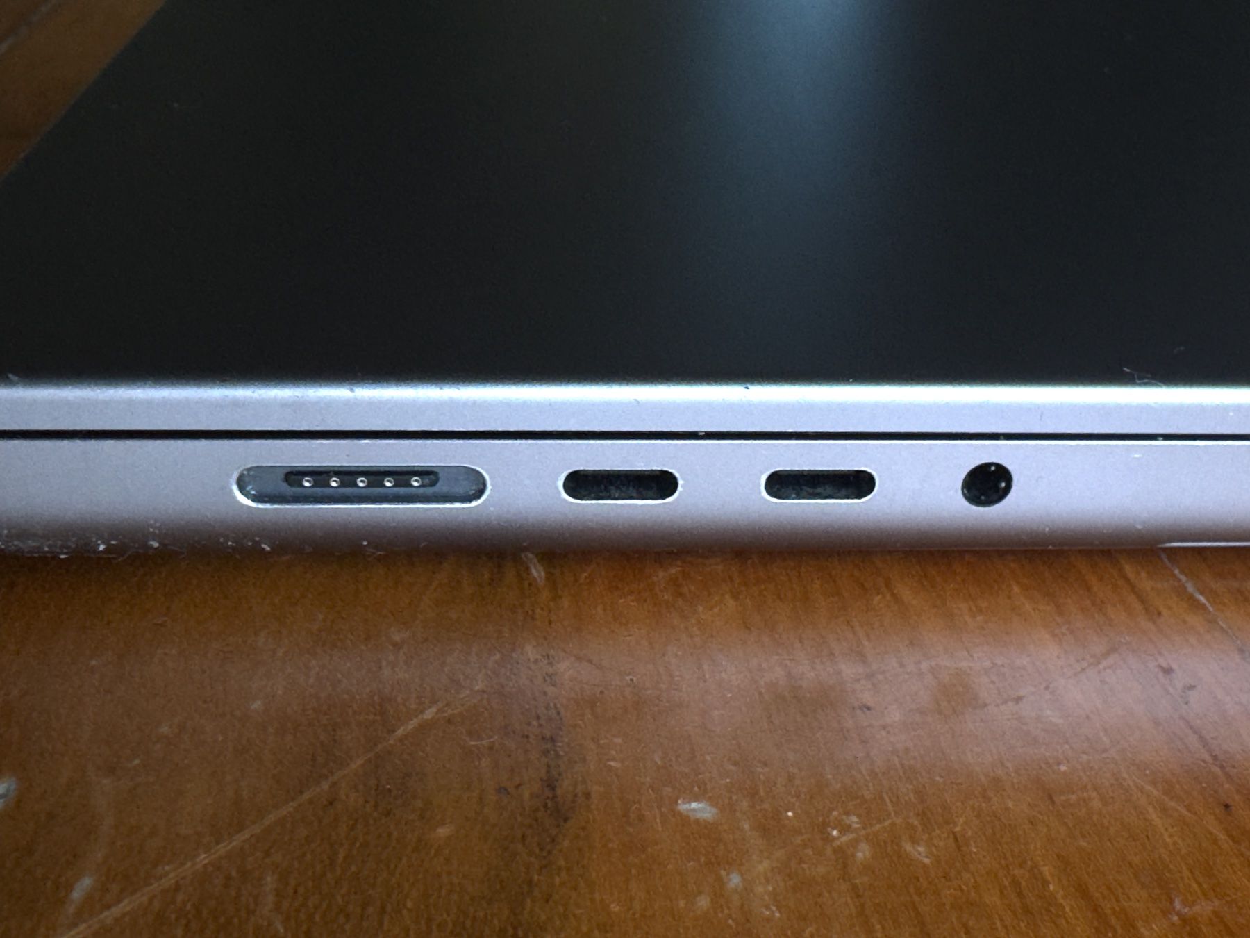 Apple Notebooks: MacBook Pro 16" M1 Max 10 Core CPU 32 Core GPU – Gebraucht aus Zürich von patwalzer007 6