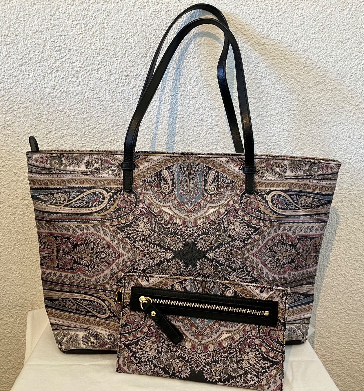 Etro Borse da donna: Exklusive ETRO-Shopper im Paisley-Muster – Usato da Unterägeri venduto da Jacky91