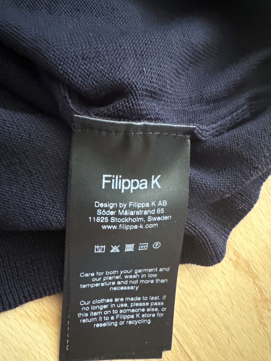 Maglioni & Felpe: Filippa K Wolle Pulli dunkelblau Grösse L – Usato da Abtwil SG venduto da ale2002 2