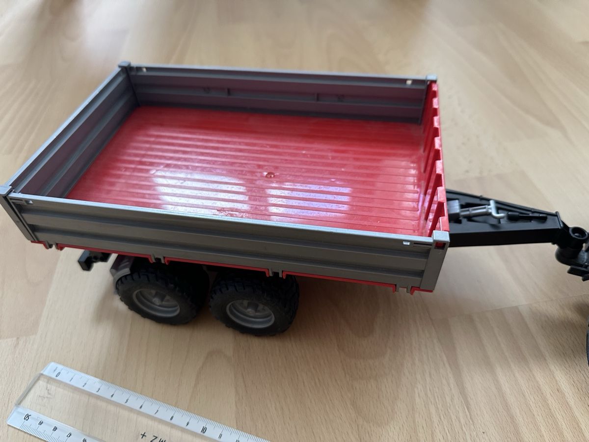 Kits de montage: Traktor mit Anhänger  – D'occasion à Oberengstringen par Affeier0 4