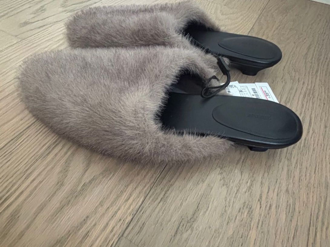 Scarpe da donna: Zara Home . Slippers.FAUX Fur. – Nuovo e nell'imballaggio originale da Dübendorf venduto da S1973E 3