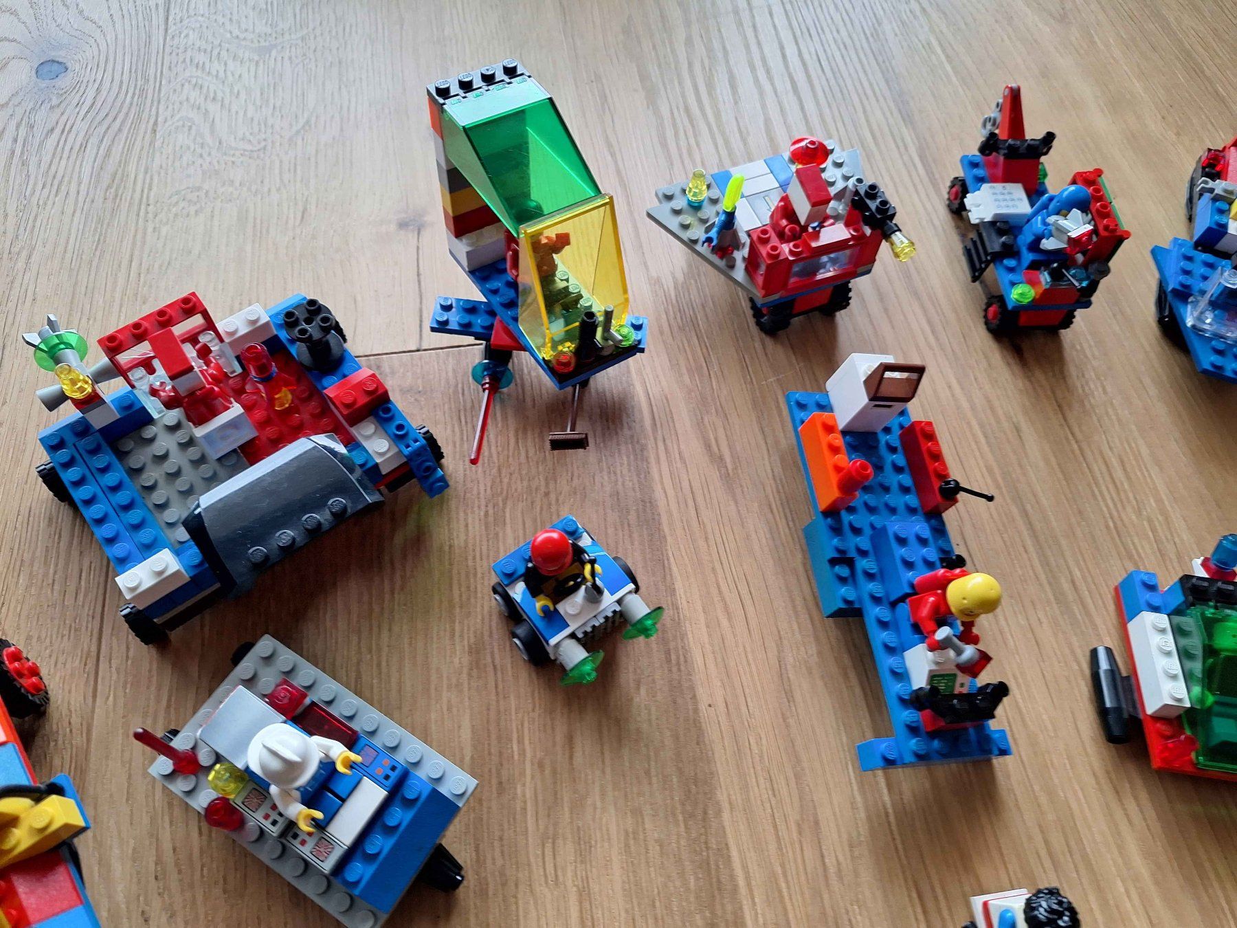 Lego Giocattoli: Lego Raumschiff Auto Set – Usato da Wichtrach venduto da Guru22 2