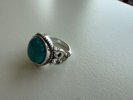 Schmuckstück: Türkiser, silberner Ring, Vintage-Stil